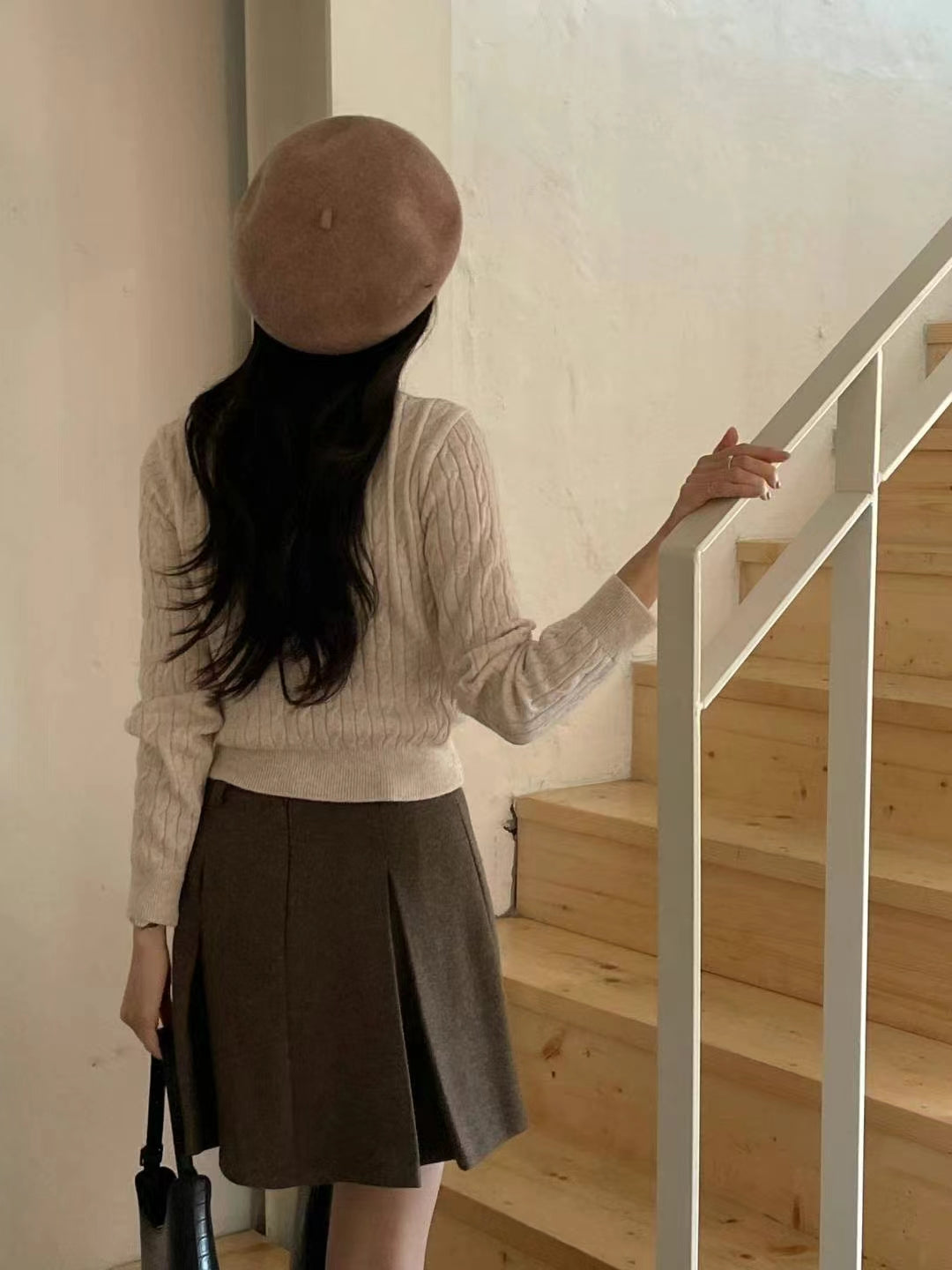韓國製時尚針織净色麻花紋理圓領毛衣